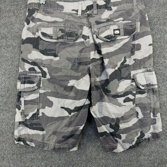 Ecko Unltd Cargo Shorts Mens Size 30 Camo Pockets Belt Loops Gray Black - Picture 9 of 12